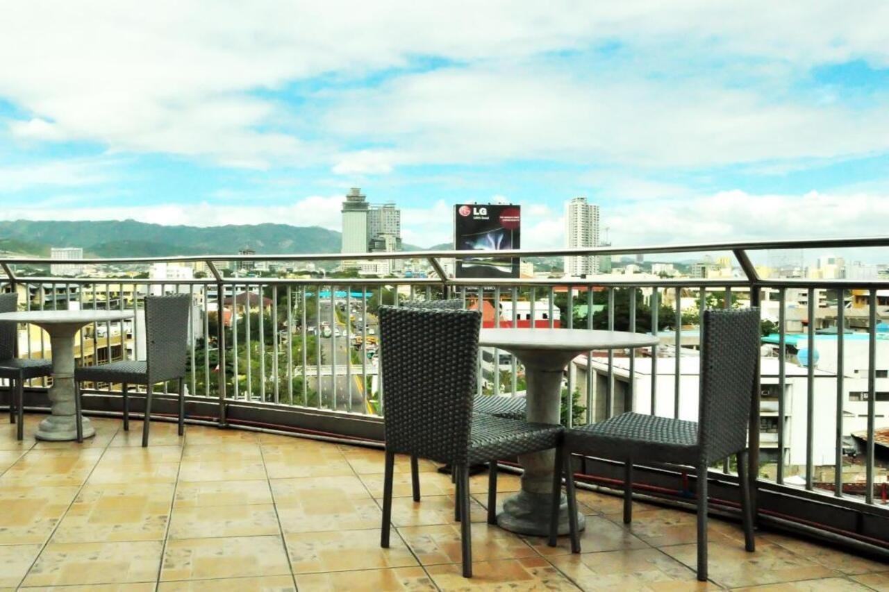 Gv Tower Hotel Cebu Екстер'єр фото