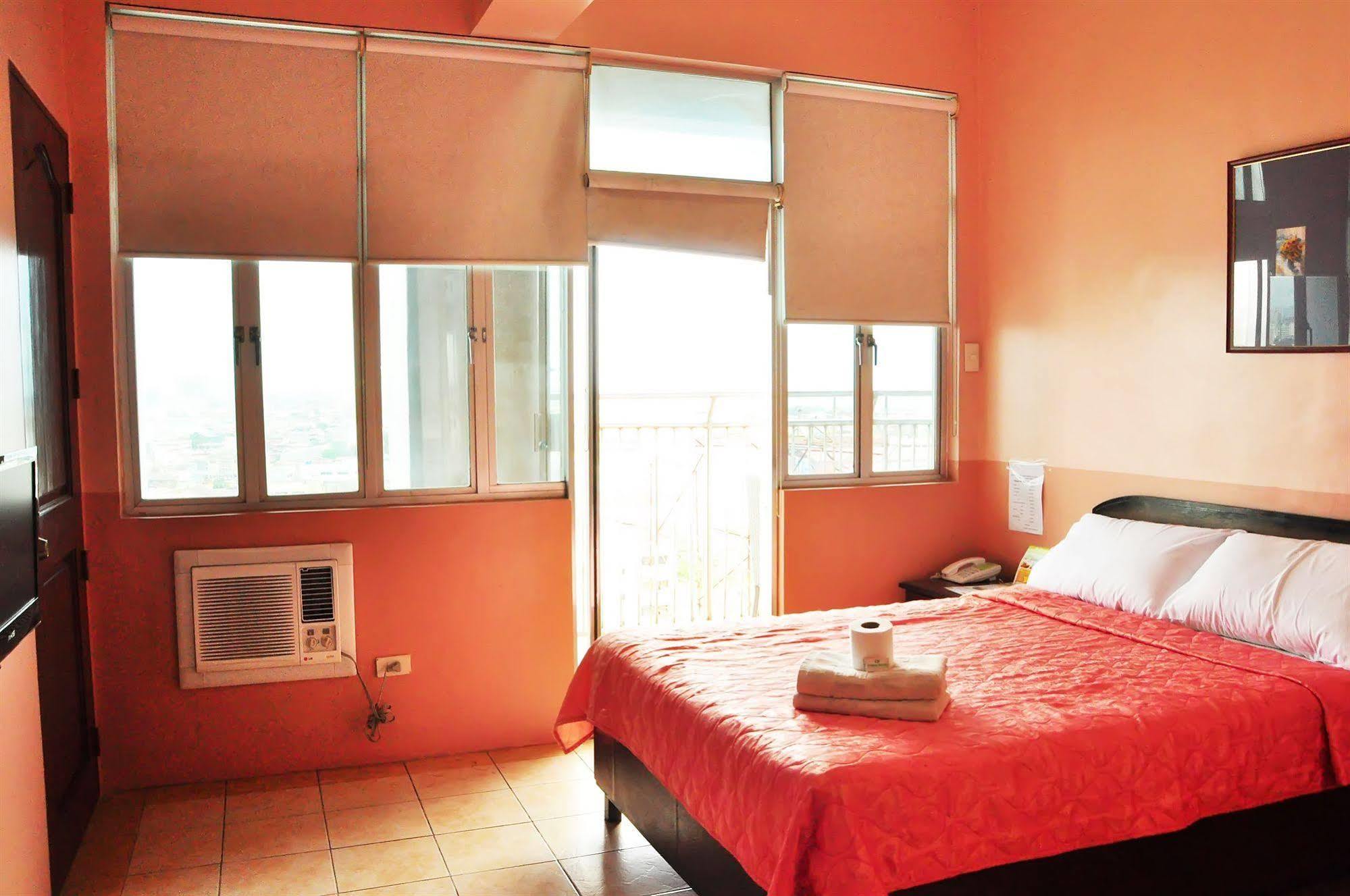 Gv Tower Hotel Cebu Екстер'єр фото