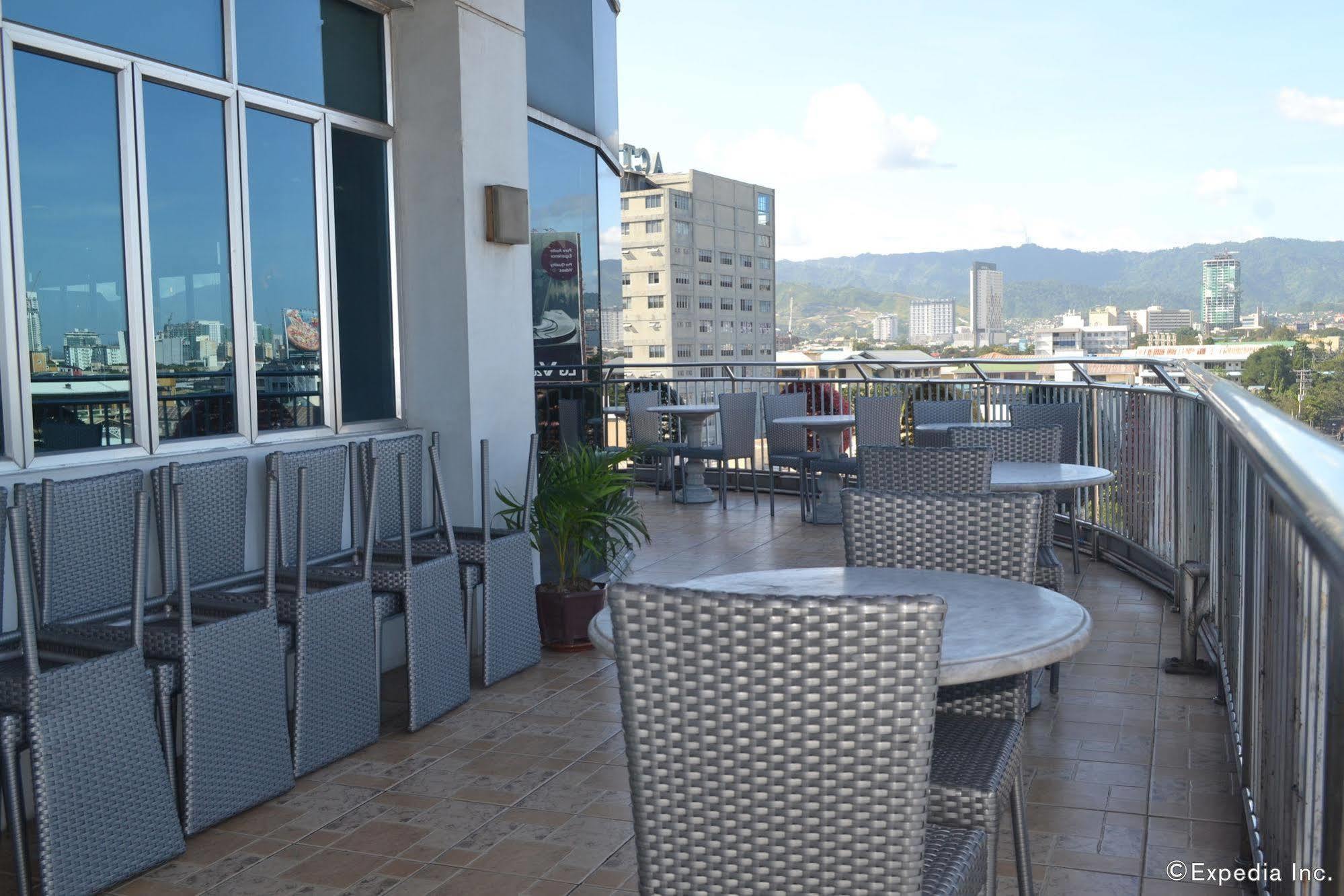 Gv Tower Hotel Cebu Екстер'єр фото