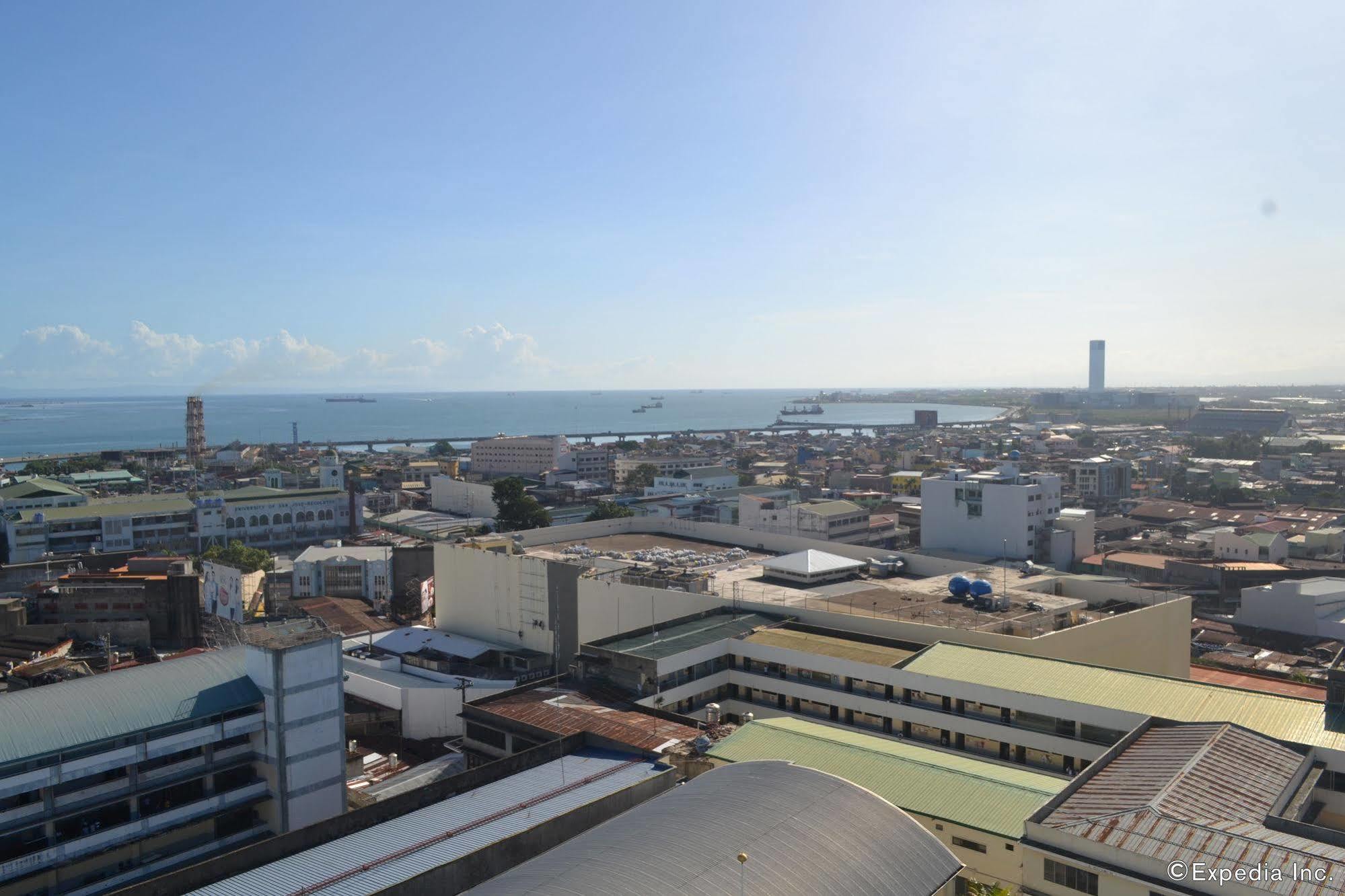 Gv Tower Hotel Cebu Екстер'єр фото
